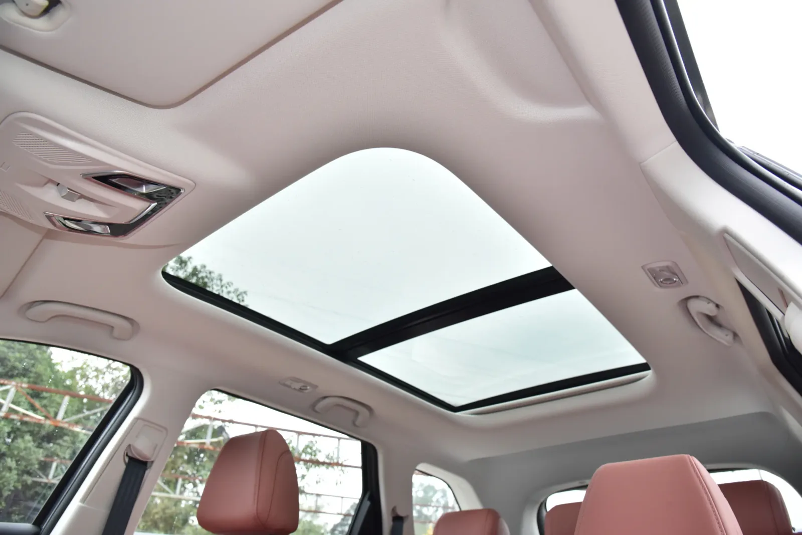 CHANGAN CS75 PRO Comfort Edition 7 places — 8