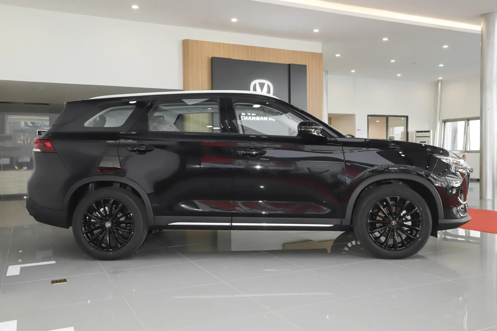 CHANGAN CS75 PRO Prestige Edition 7 places — 3