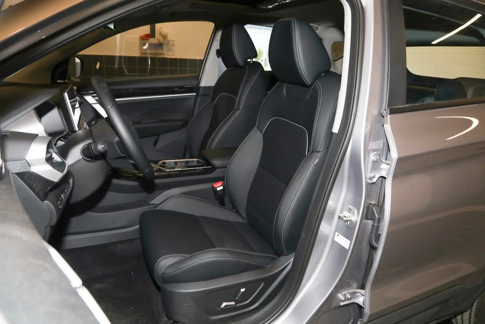 GEELY Coolray Binyue CVT Super Max — 6
