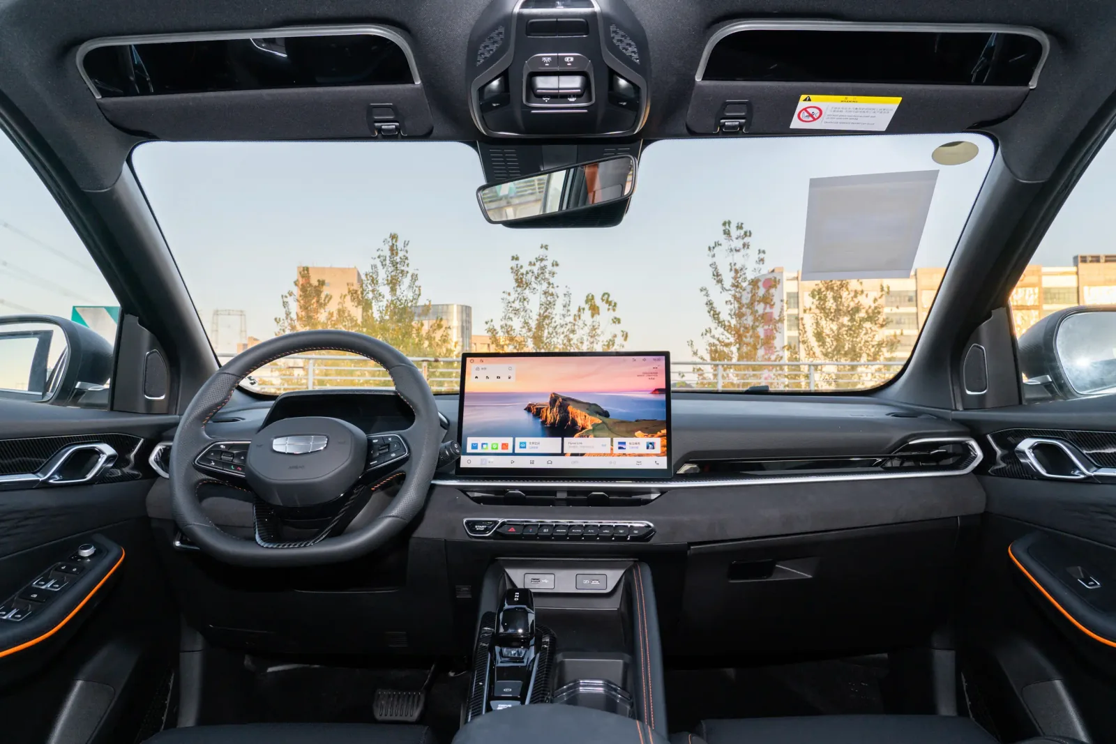 GEELY Coolray Binyue L Internationale Battle edition — 5