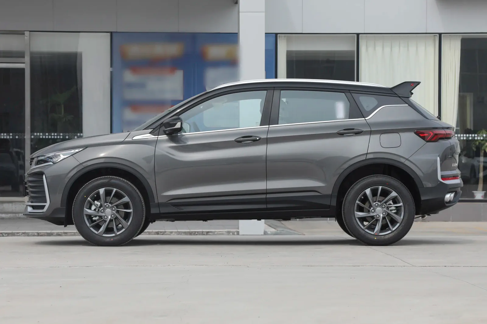 GEELY Coolray Binyue L Internationale Beyond edition — 3