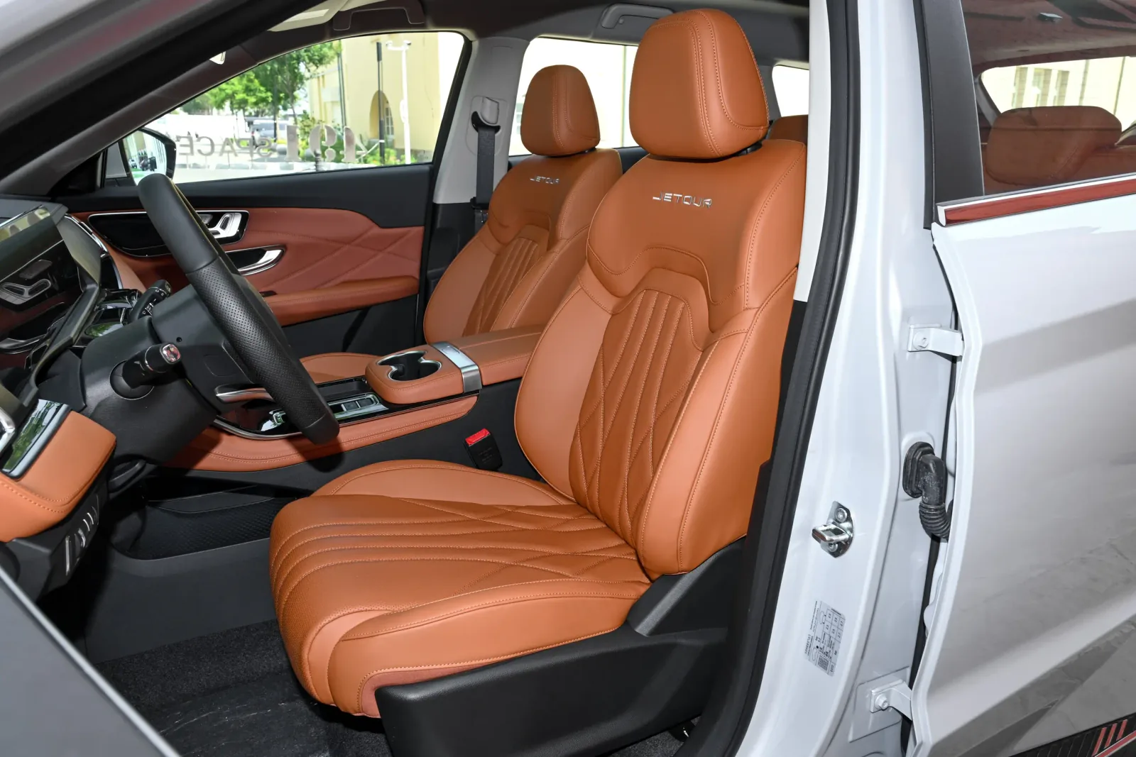 JETOUR X70 PLUS 2026 1.5T 184cv 7DCT Flagship 5-seats — 6